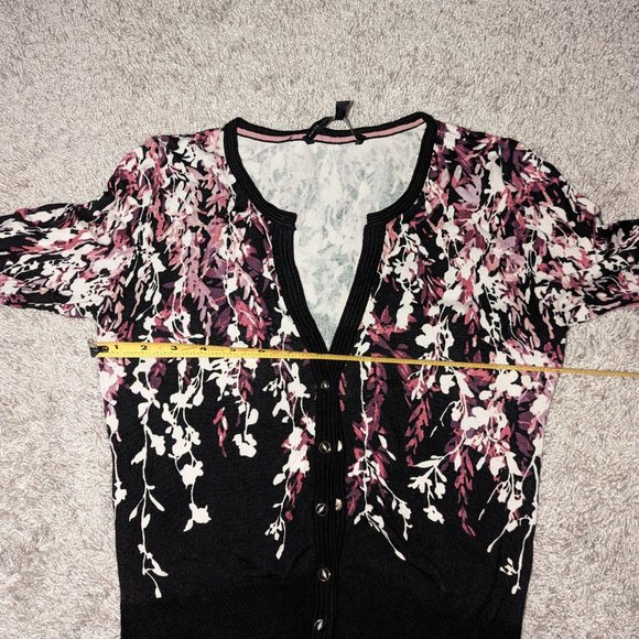 WHBM 3/4 Sleeve Cardigan - Picture 7 of 8